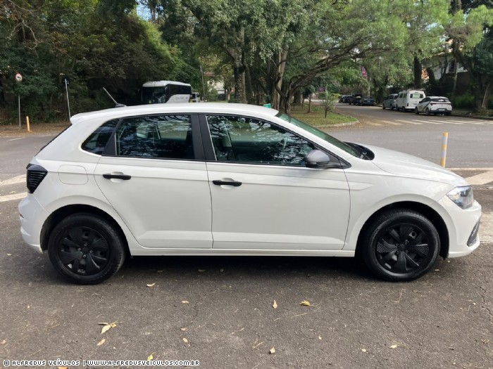 Volkswagen POLO TRACK 1.0 2024/2025